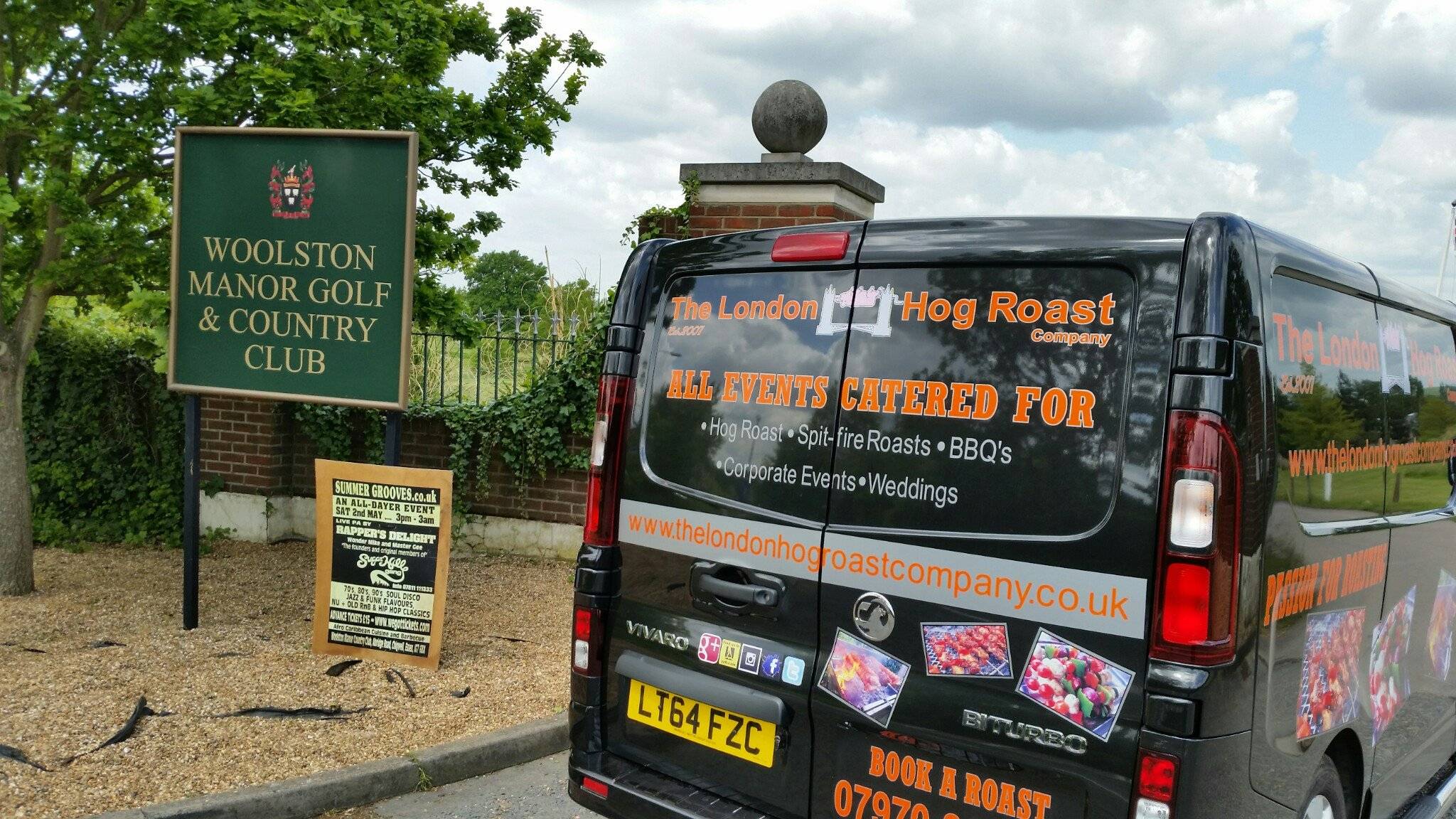 black hog roast van with branding